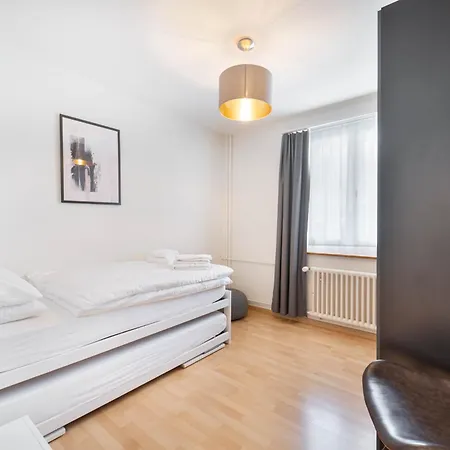 شقة - 2br Balcony View & Parking *